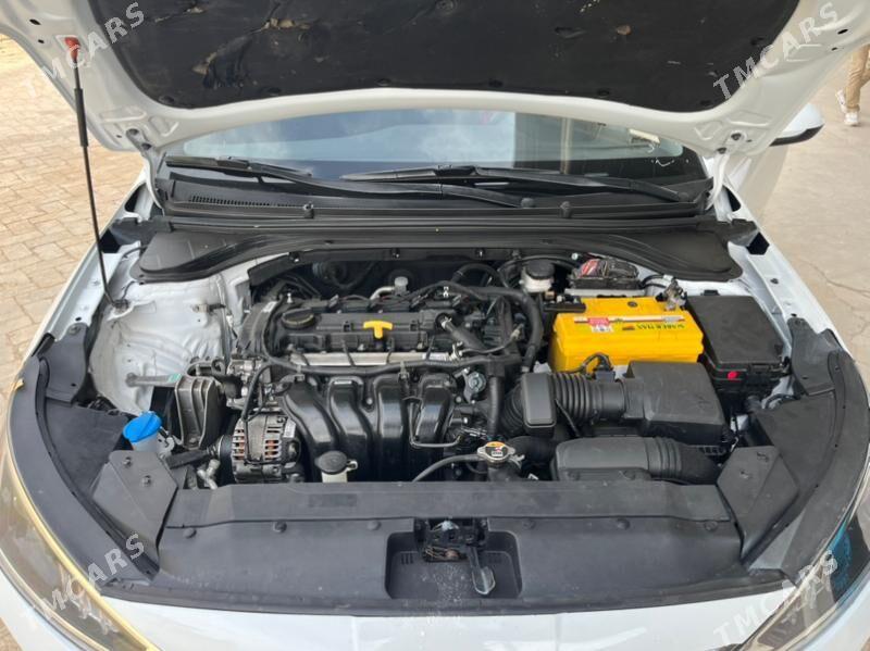 Hyundai Elantra 2019 - 215 000 TMT - Baýramaly - img 8
