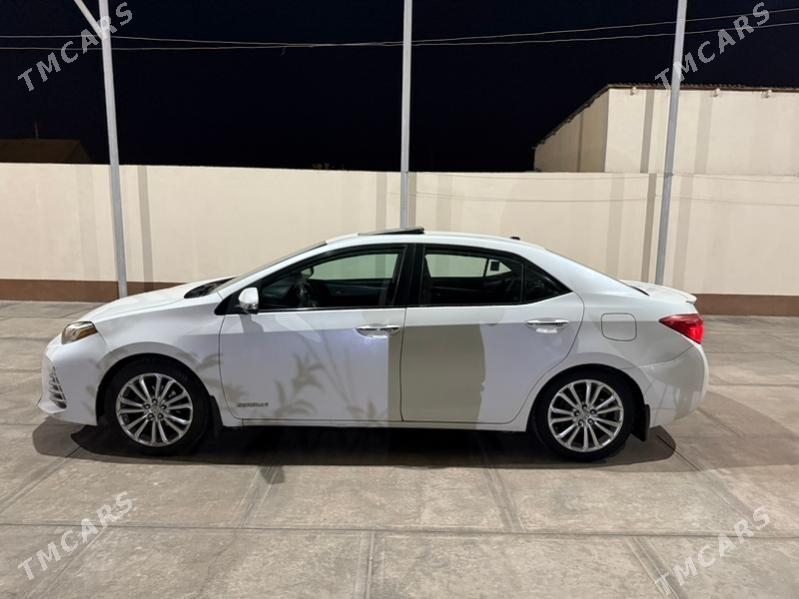 Toyota Corolla 2018 - 210 000 TMT - Aşgabat - img 3