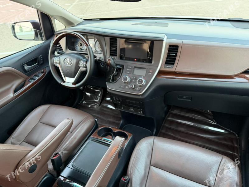 Toyota Sienna 2017 - 535 000 TMT - Aşgabat - img 9