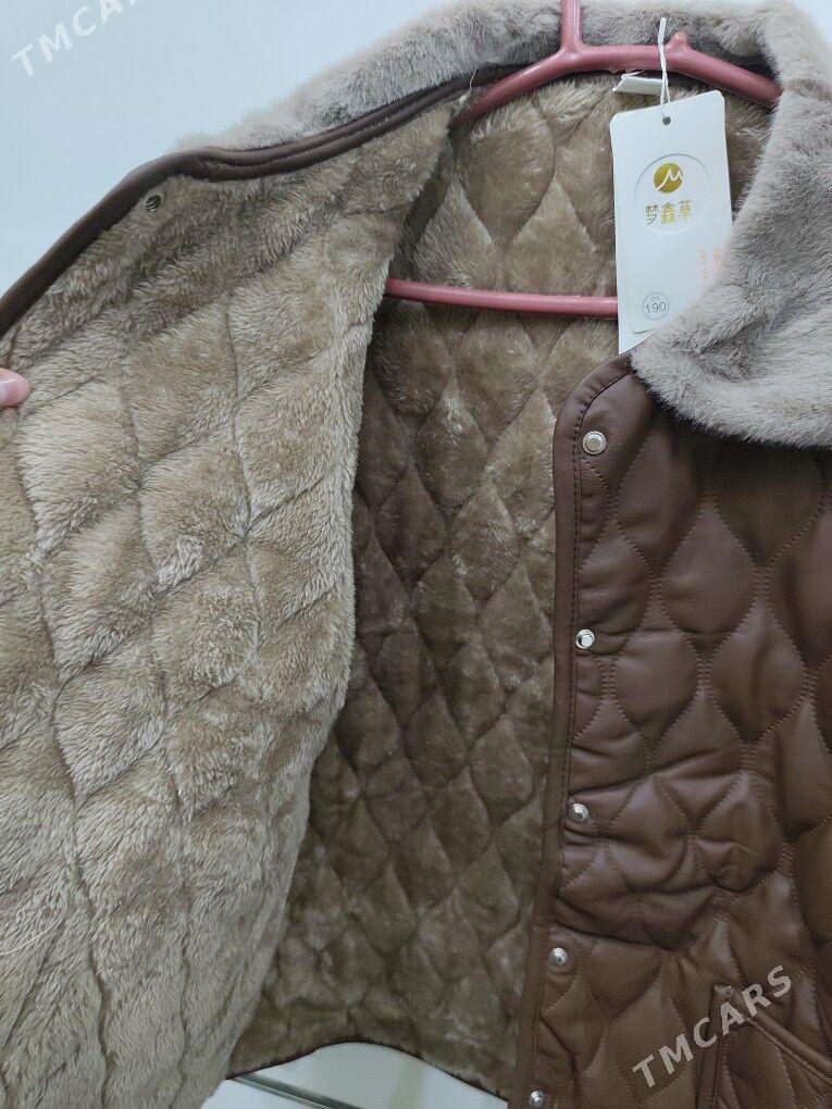 Kurtka koža - 30 мкр - img 2