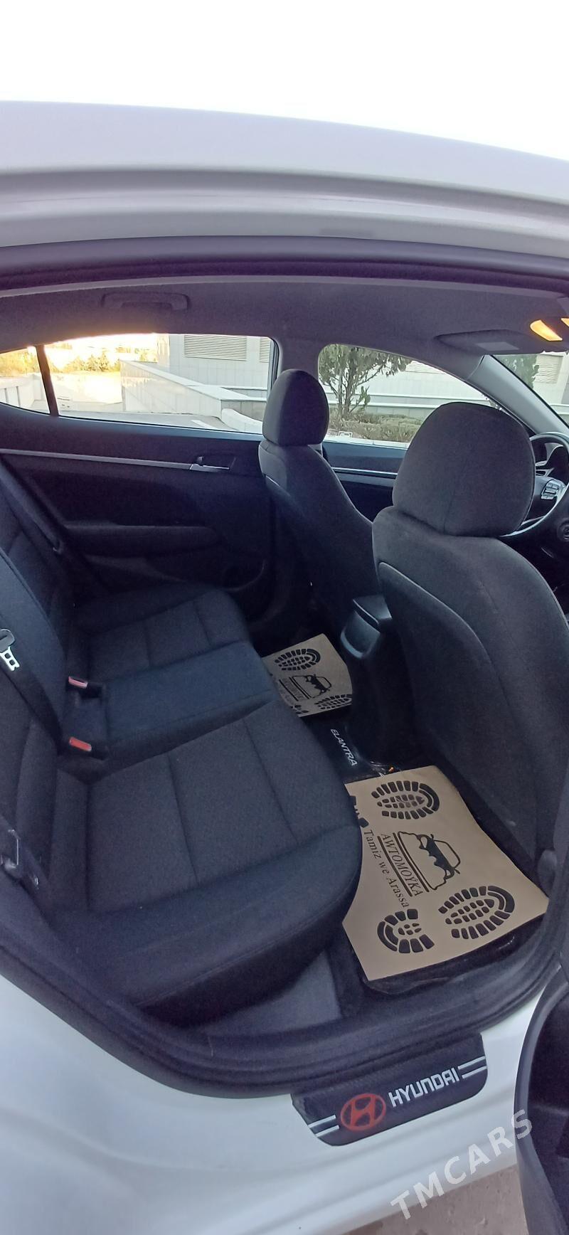 Hyundai Elantra 2020 - 225 000 TMT - Aşgabat - img 6