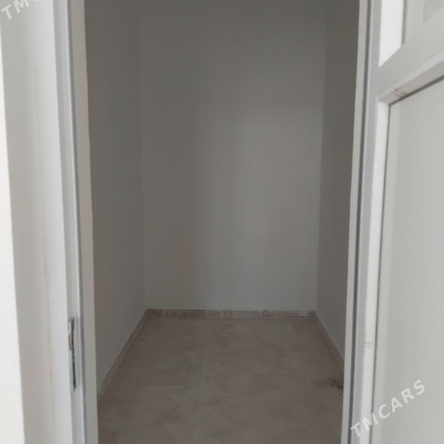 Элитка Рысгал 3этаж 2ком 134м² - Daşoguz - img 5