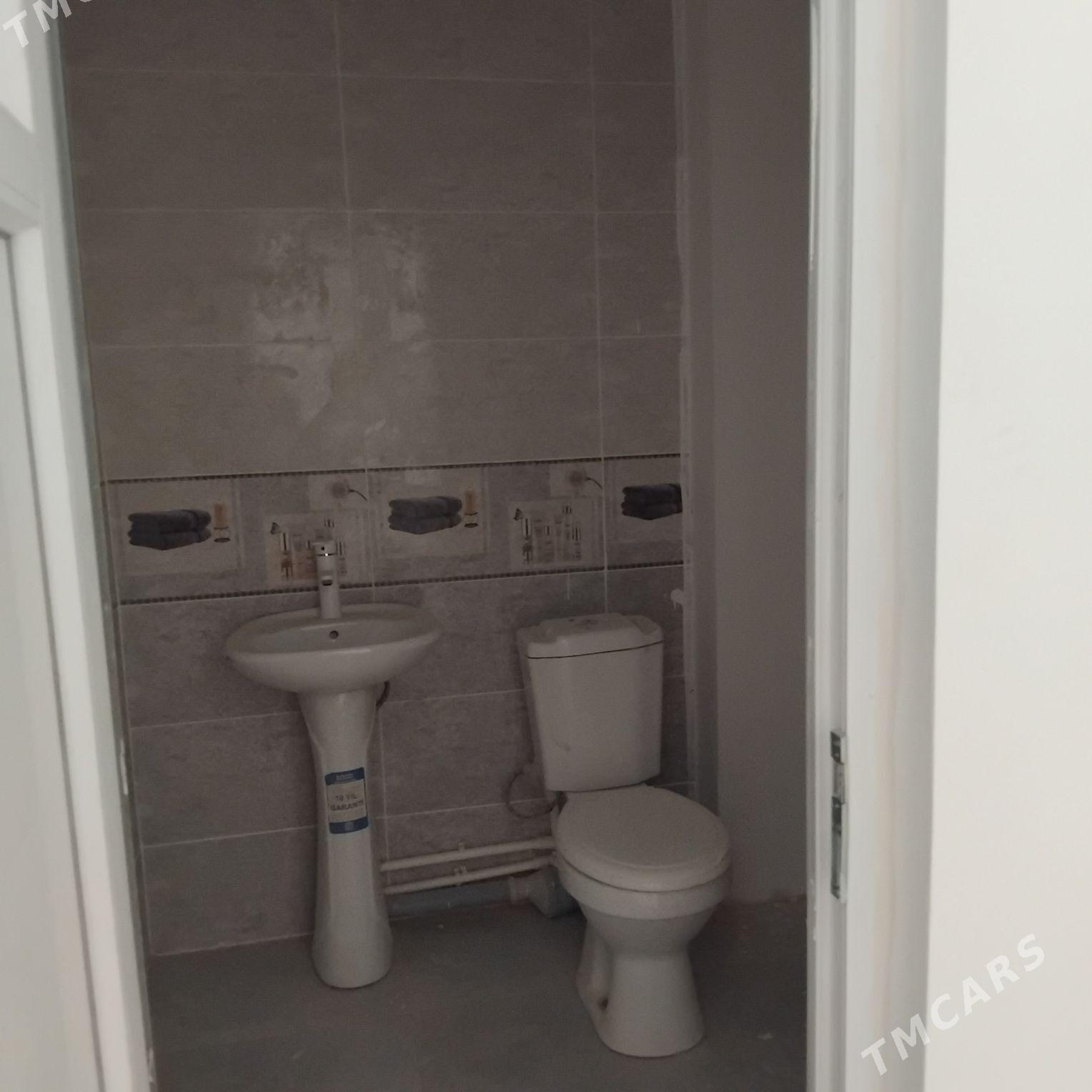 Элитка Рысгал 3этаж 2ком 134м² - Daşoguz - img 4