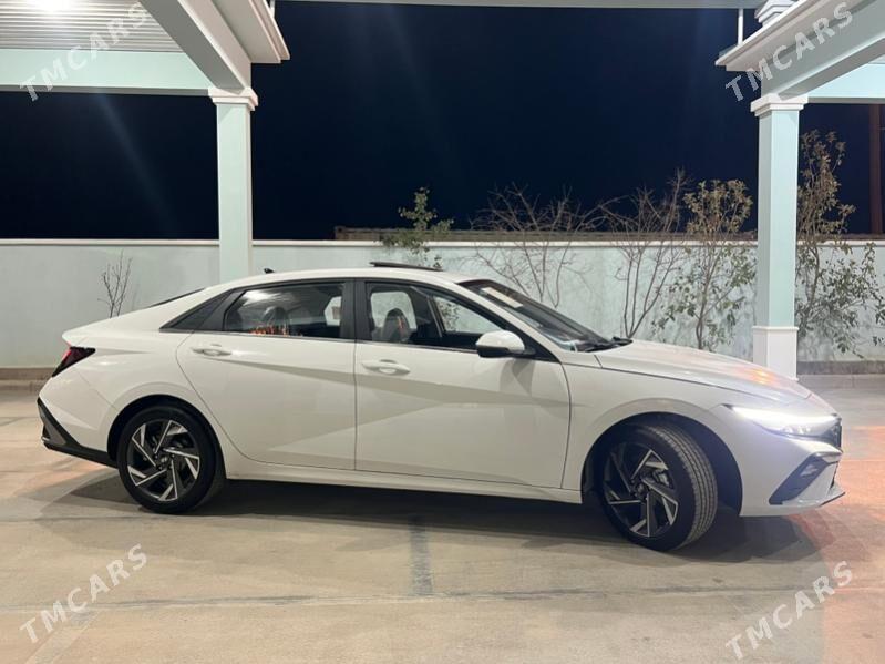 Hyundai Elantra 2025 - 300 000 TMT - Балканабат - img 3