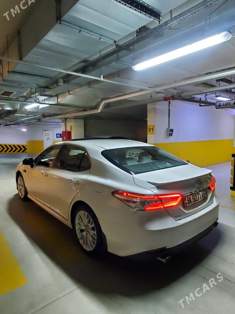 Toyota Camry 2021 - 285 000 TMT - Aşgabat - img 3