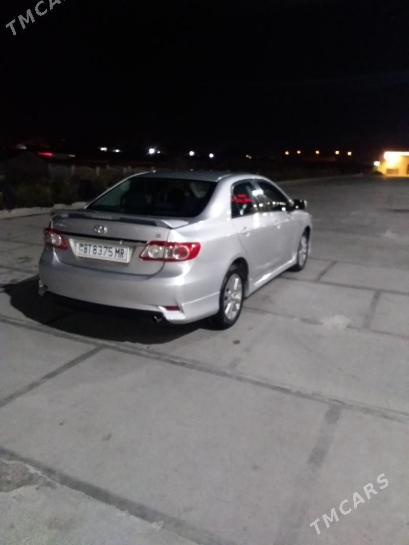 Toyota Corolla 2011 - 155 000 TMT - Байрамали - img 5