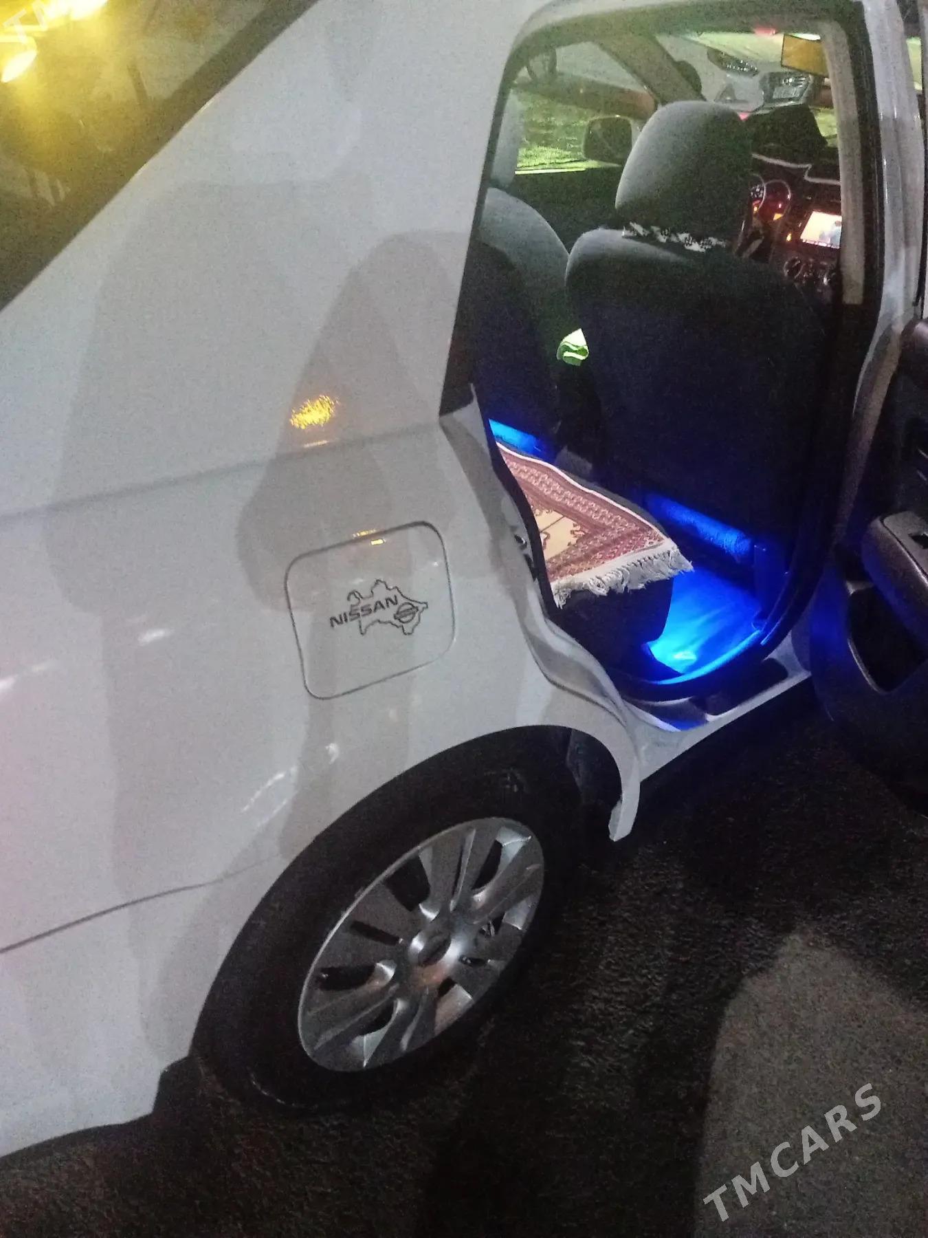 Nissan Versa 2010 - 130 000 TMT - Bekrewe - img 7