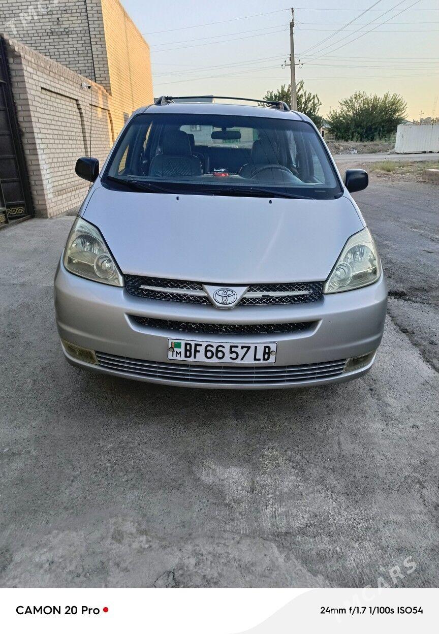 Toyota Sienna 2004 - 240 000 TMT - Туркменабат - img 4
