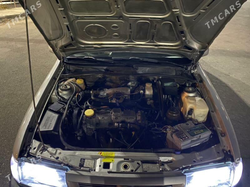 Opel Vectra 1995 - 55 000 TMT - Мары - img 7