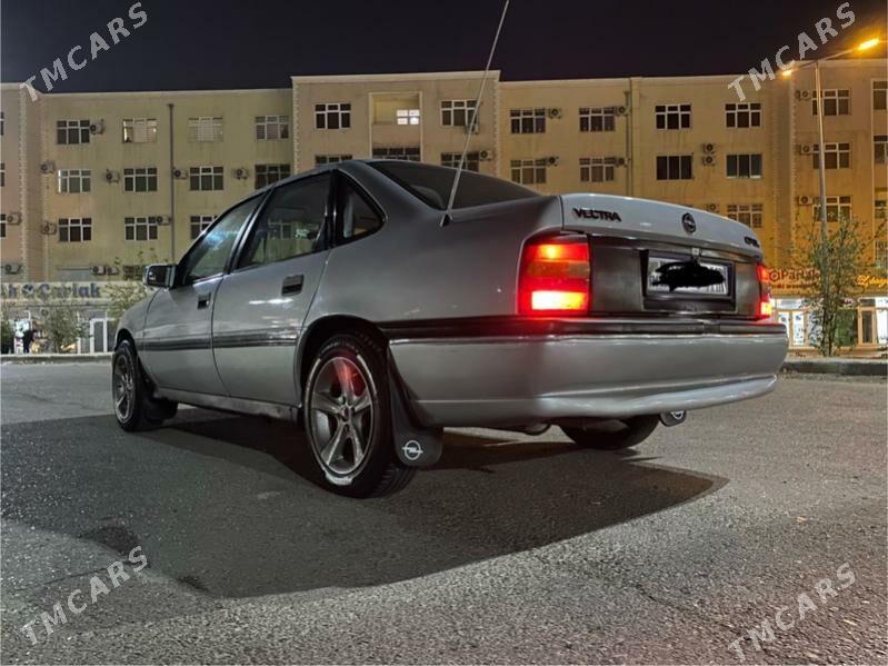 Opel Vectra 1995 - 55 000 TMT - Мары - img 4