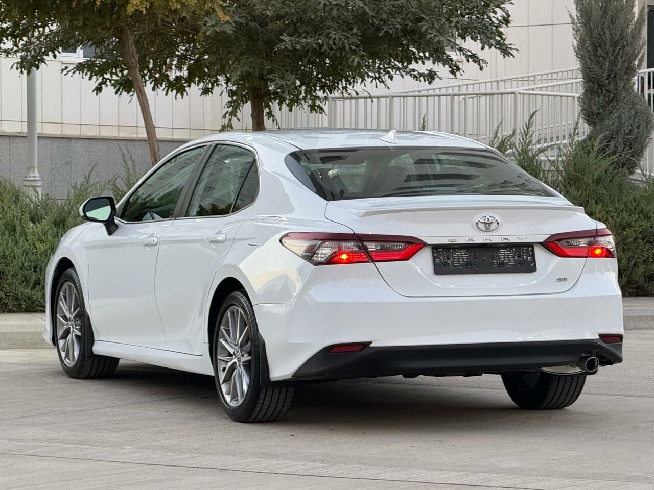 Toyota Camry 2022 - 343 000 TMT - Aşgabat - img 4