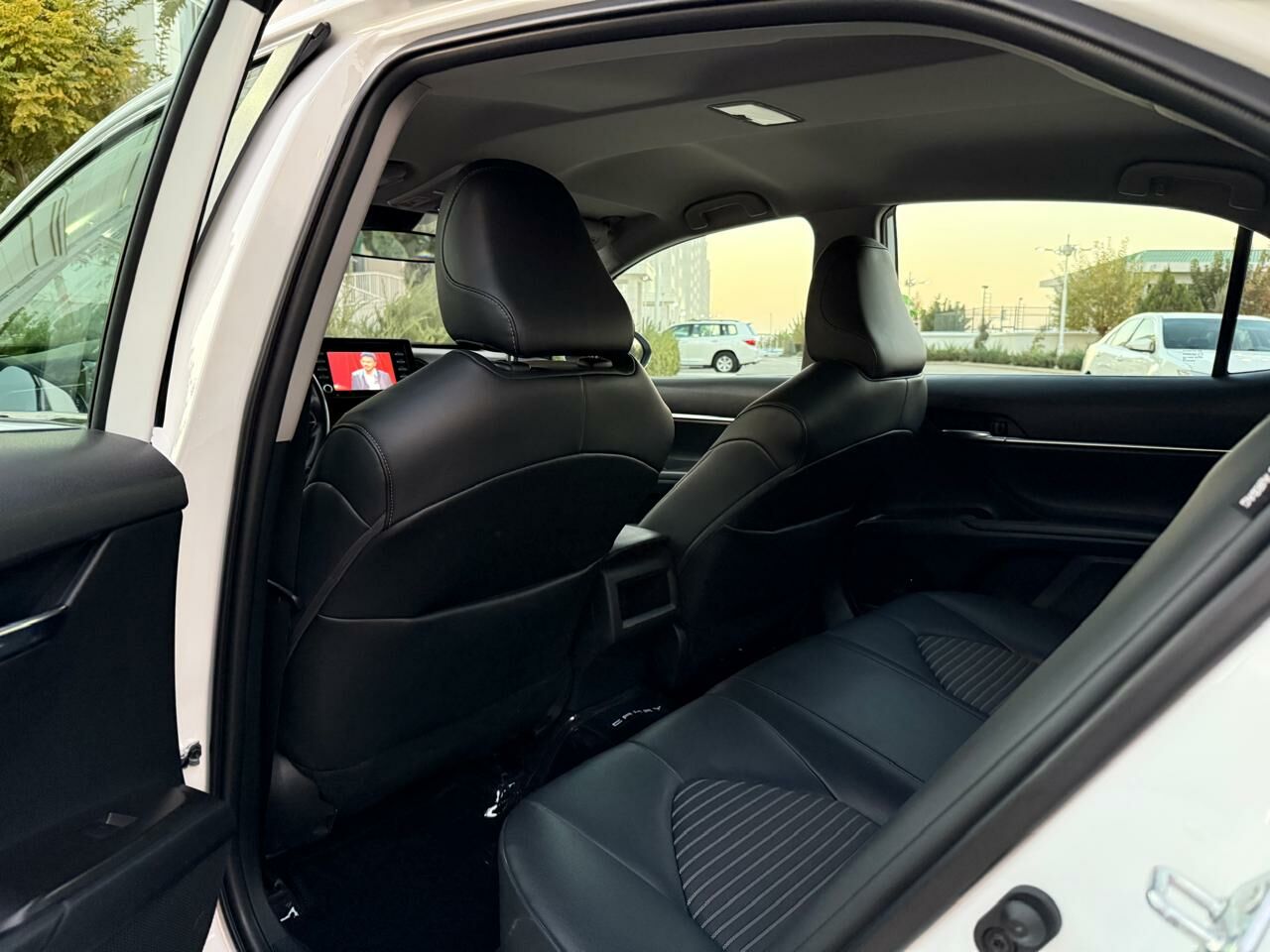 Toyota Camry 2022 - 343 000 TMT - Aşgabat - img 10