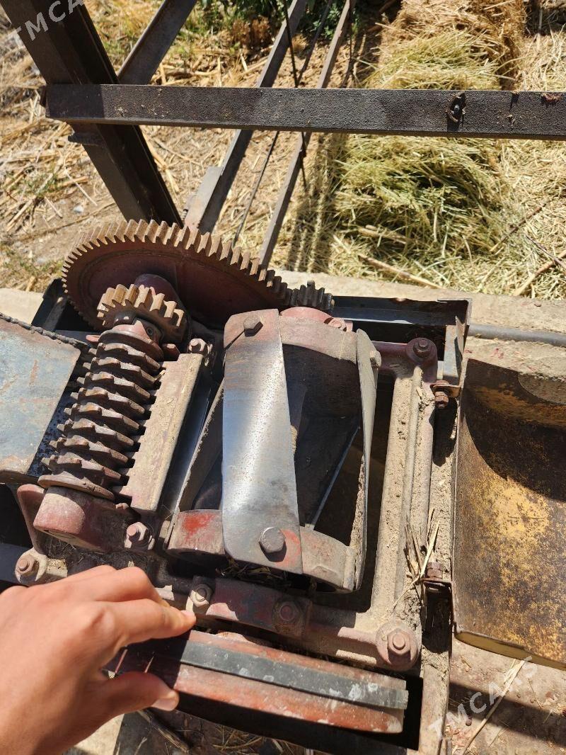 ot uweýan stanok - Büzmeýin - img 1