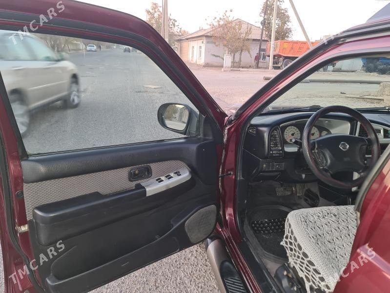 Nissan Pathfinder 2003 - 135 000 TMT - Байрамали - img 5