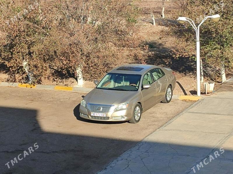 Toyota Avalon 2005 - 200 000 TMT - Дашогуз - img 2