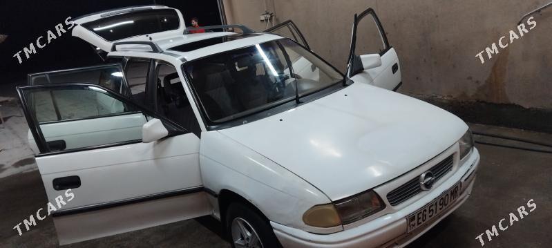 Opel Astra 1992 - 28 000 TMT - Mary - img 3