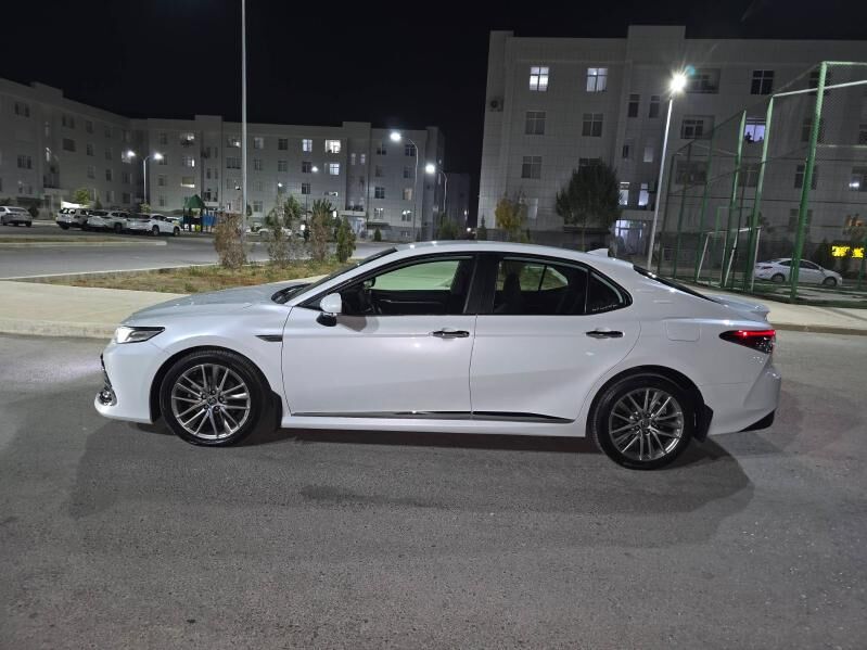 Toyota Camry 2021 - 315 000 TMT - Ашхабад - img 2