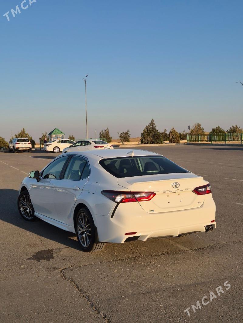 Toyota Camry 2022 - 320 000 TMT - "Altyn Asyr" Gündogar bazary (Jygyllyk) - img 3