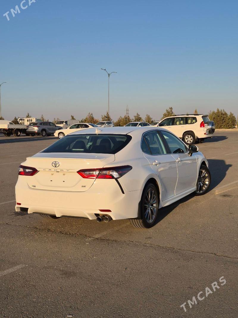 Toyota Camry 2022 - 320 000 TMT - "Altyn Asyr" Gündogar bazary (Jygyllyk) - img 4