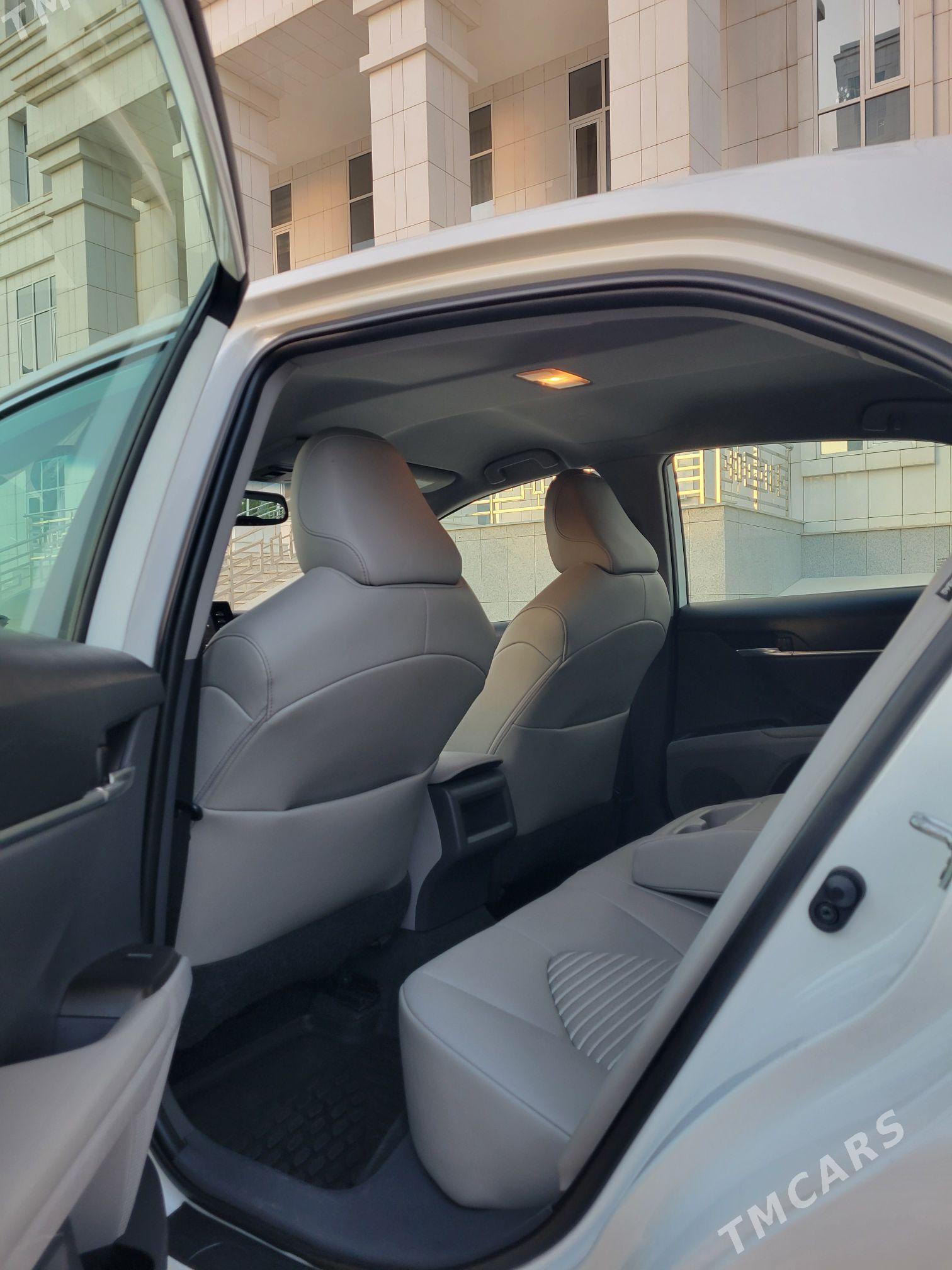 Toyota Camry 2021 - 370 000 TMT - Köşi - img 6