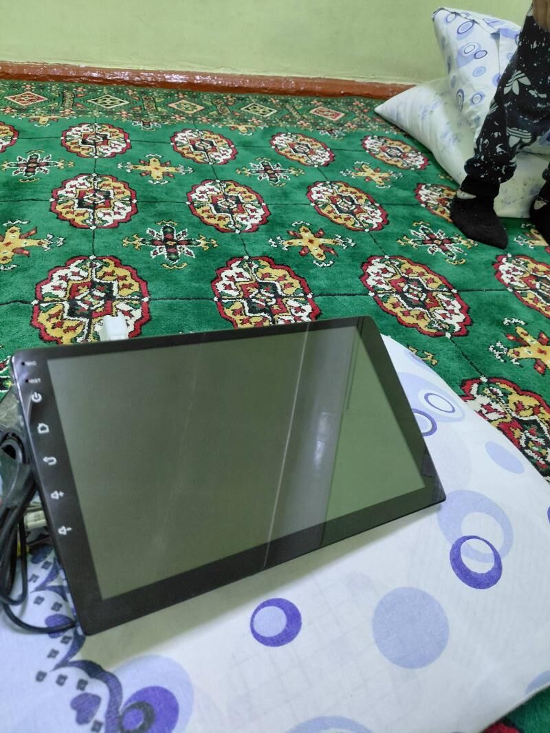 ANDROID TV 9 LYK 550 TMT - Büzmeýin - img 3