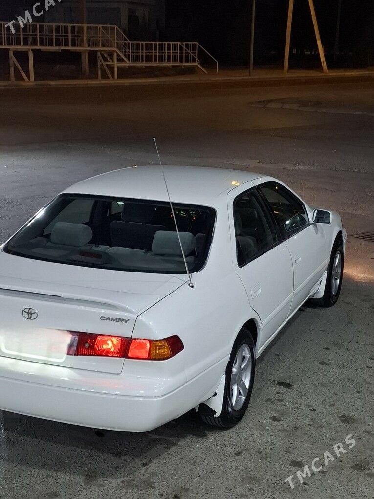 Toyota Camry 1998 - 160 000 TMT - Ашхабад - img 4