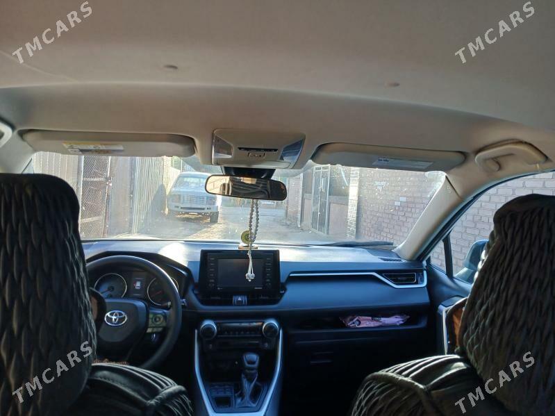 Toyota RAV4 2022 - 330 000 TMT - Ýolöten - img 5
