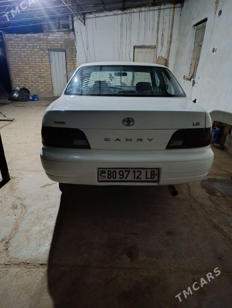 Toyota Camry 1995 - 75 000 TMT - Дарганата - img 2
