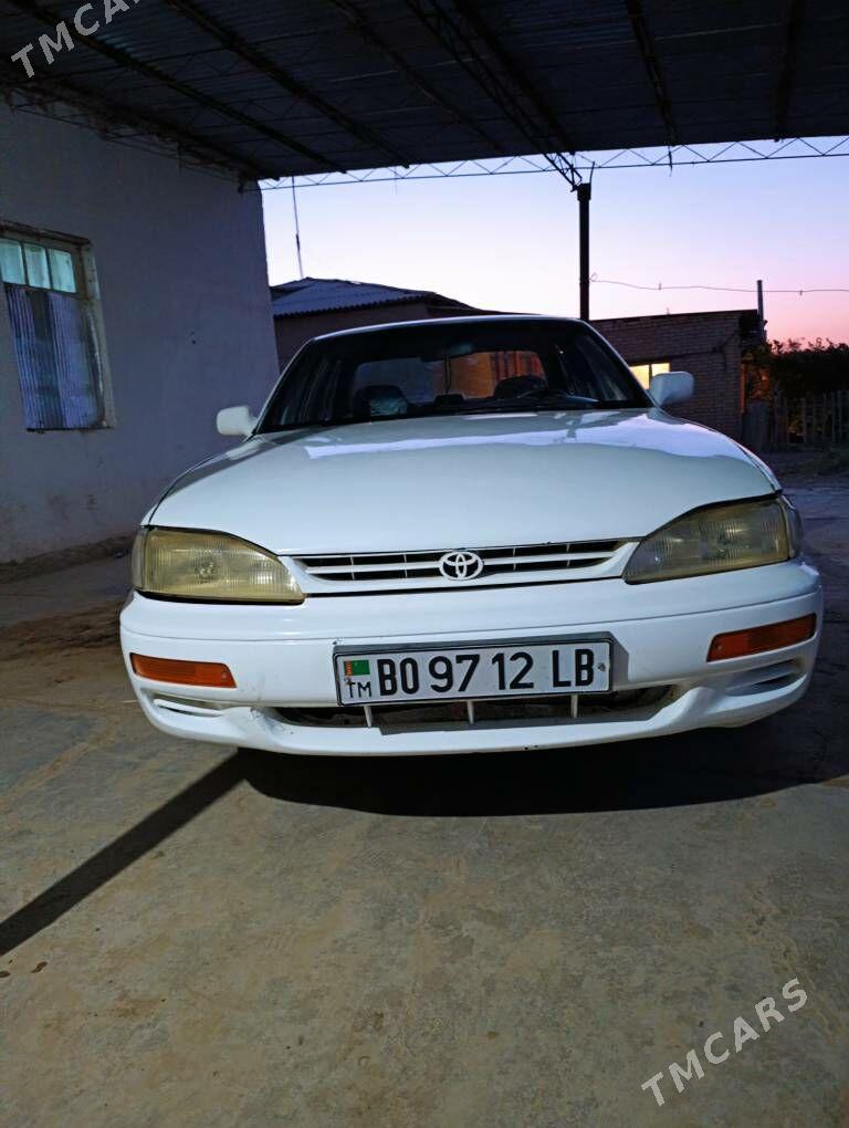 Toyota Camry 1995 - 75 000 TMT - Дарганата - img 6