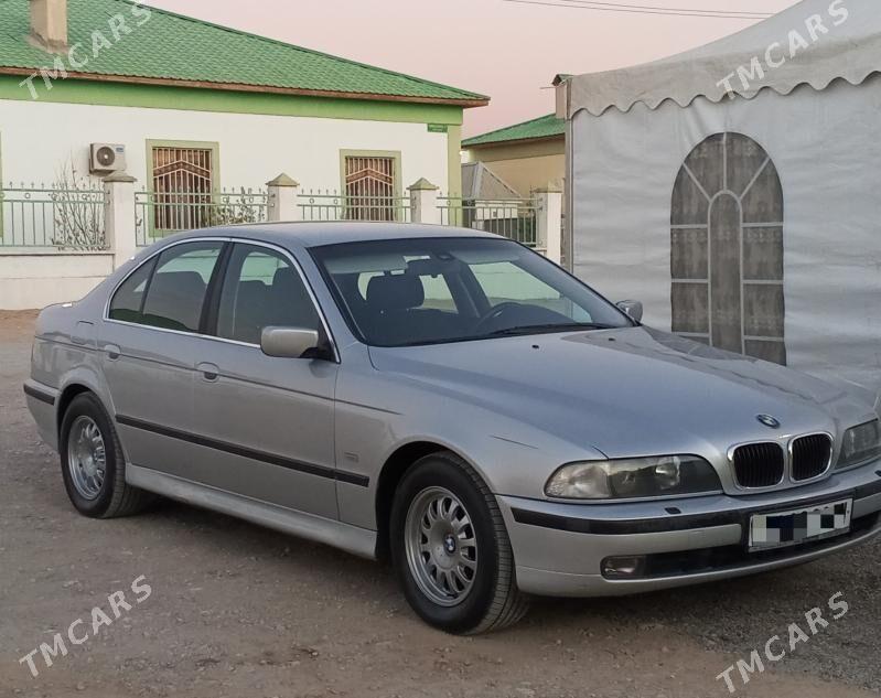BMW E39 2000 - 124 000 TMT - Balkanabat - img 3