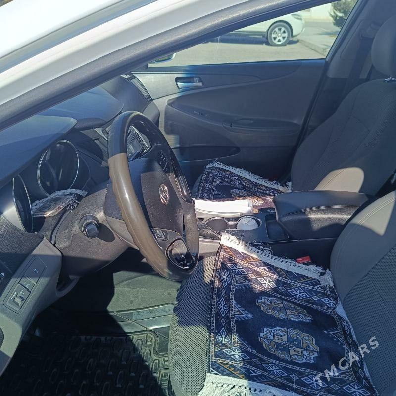 Hyundai Sonata 2011 - 150 000 TMT - Гуртли - img 7