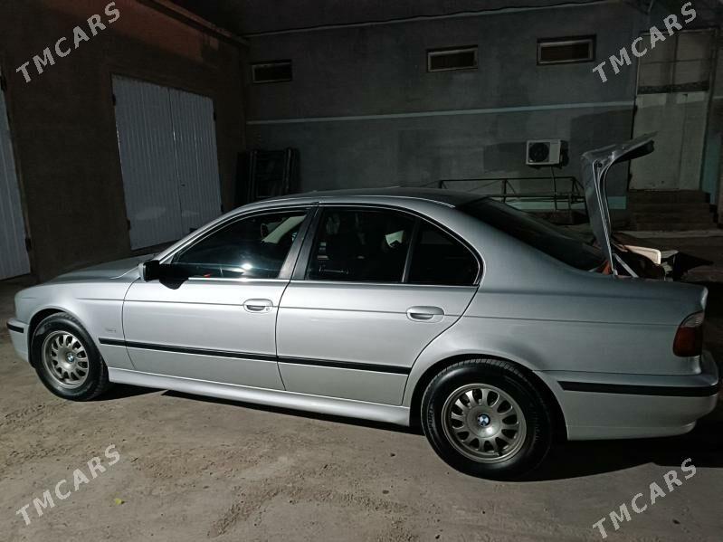 BMW E39 2000 - 124 000 TMT - Balkanabat - img 8