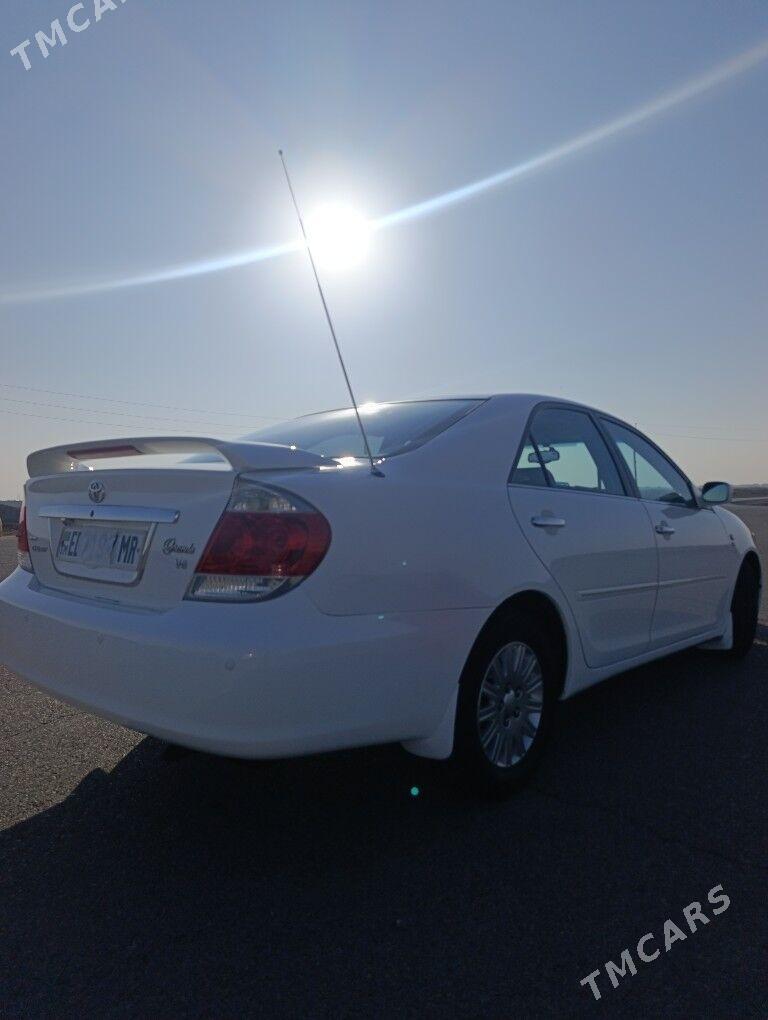 Toyota Camry 2003 - 240 000 TMT - Мары - img 1