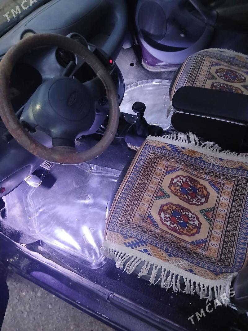 Ford Figo 2000 - 15 000 TMT - Дашогуз - img 4