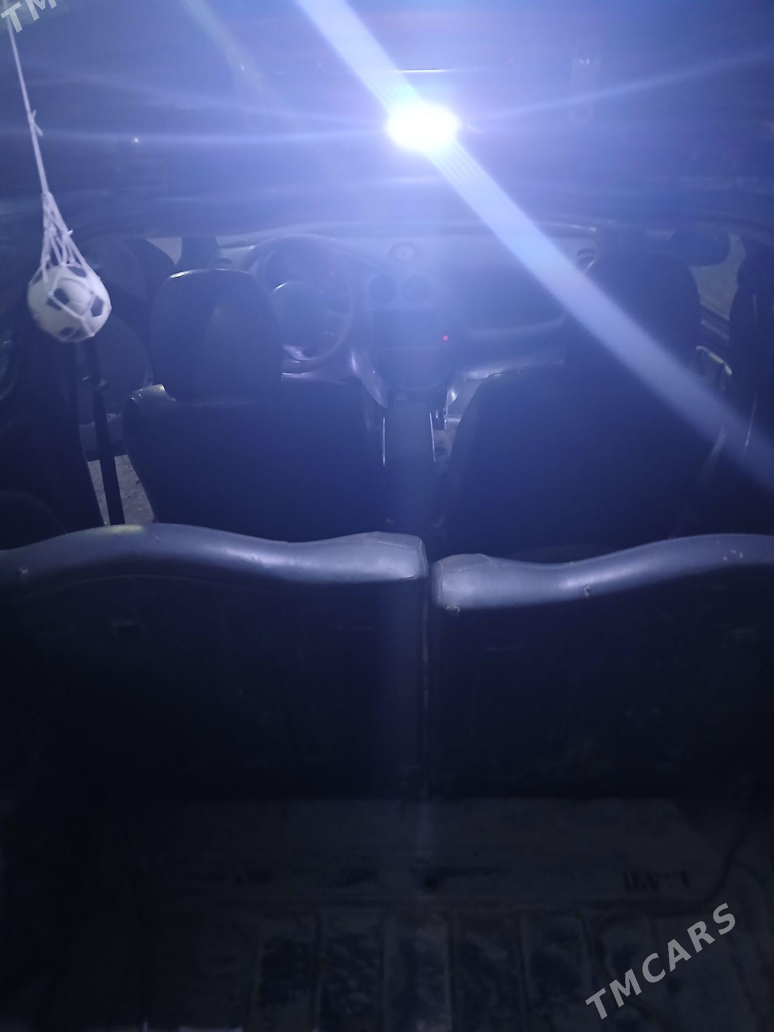 Ford Figo 2000 - 15 000 TMT - Дашогуз - img 3