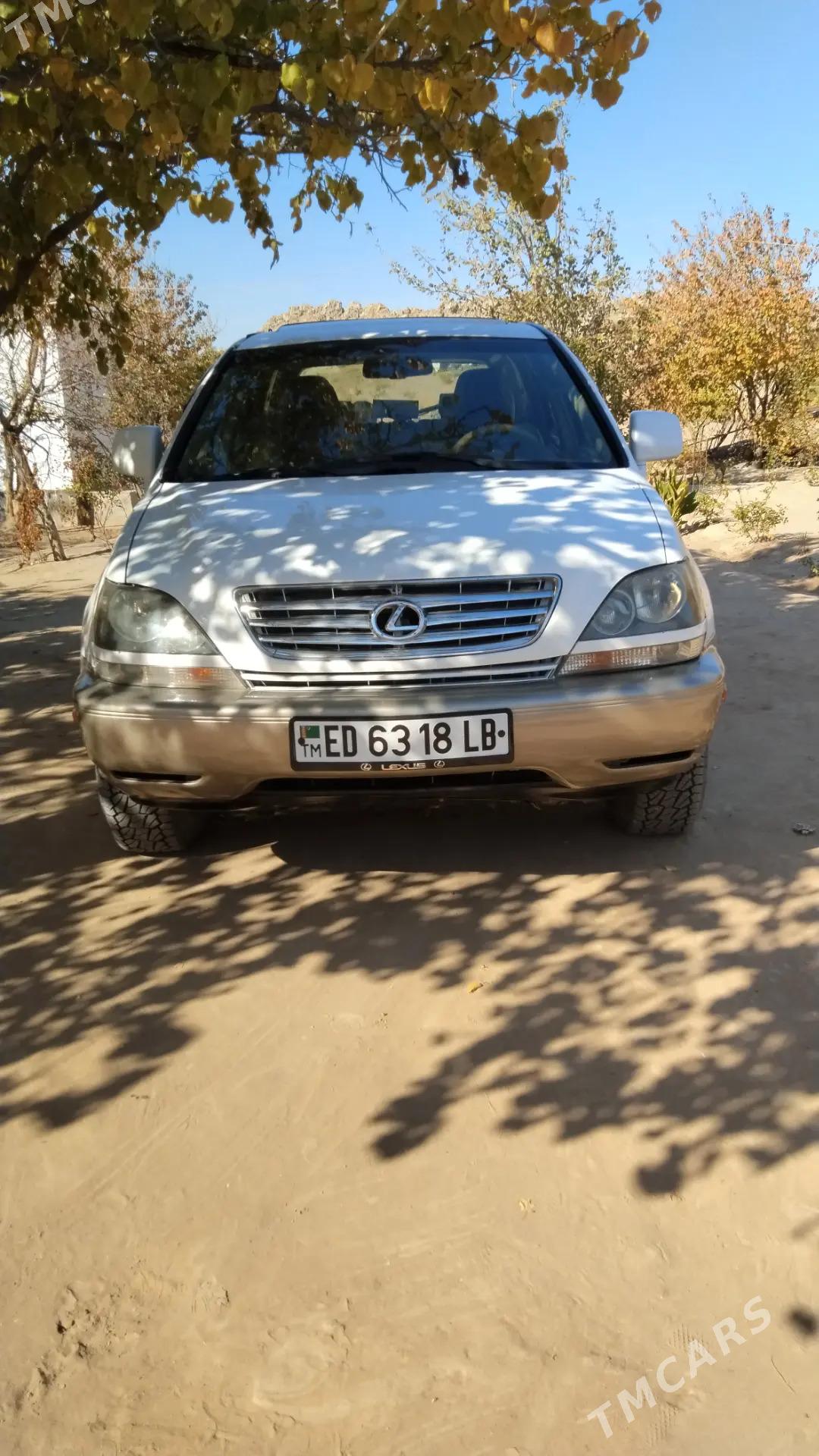 Lexus ES 300 2000 - 160 000 TMT - Достлук - img 4