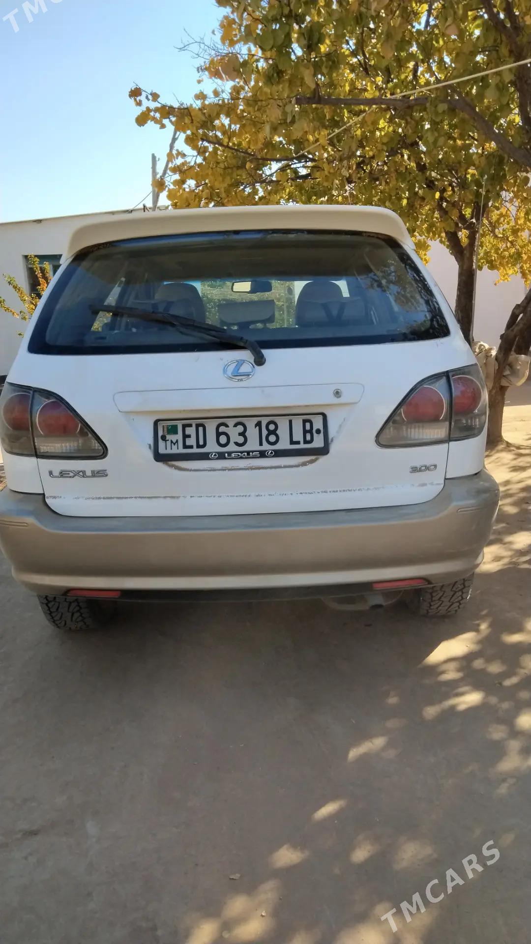 Lexus ES 300 2000 - 160 000 TMT - Достлук - img 2