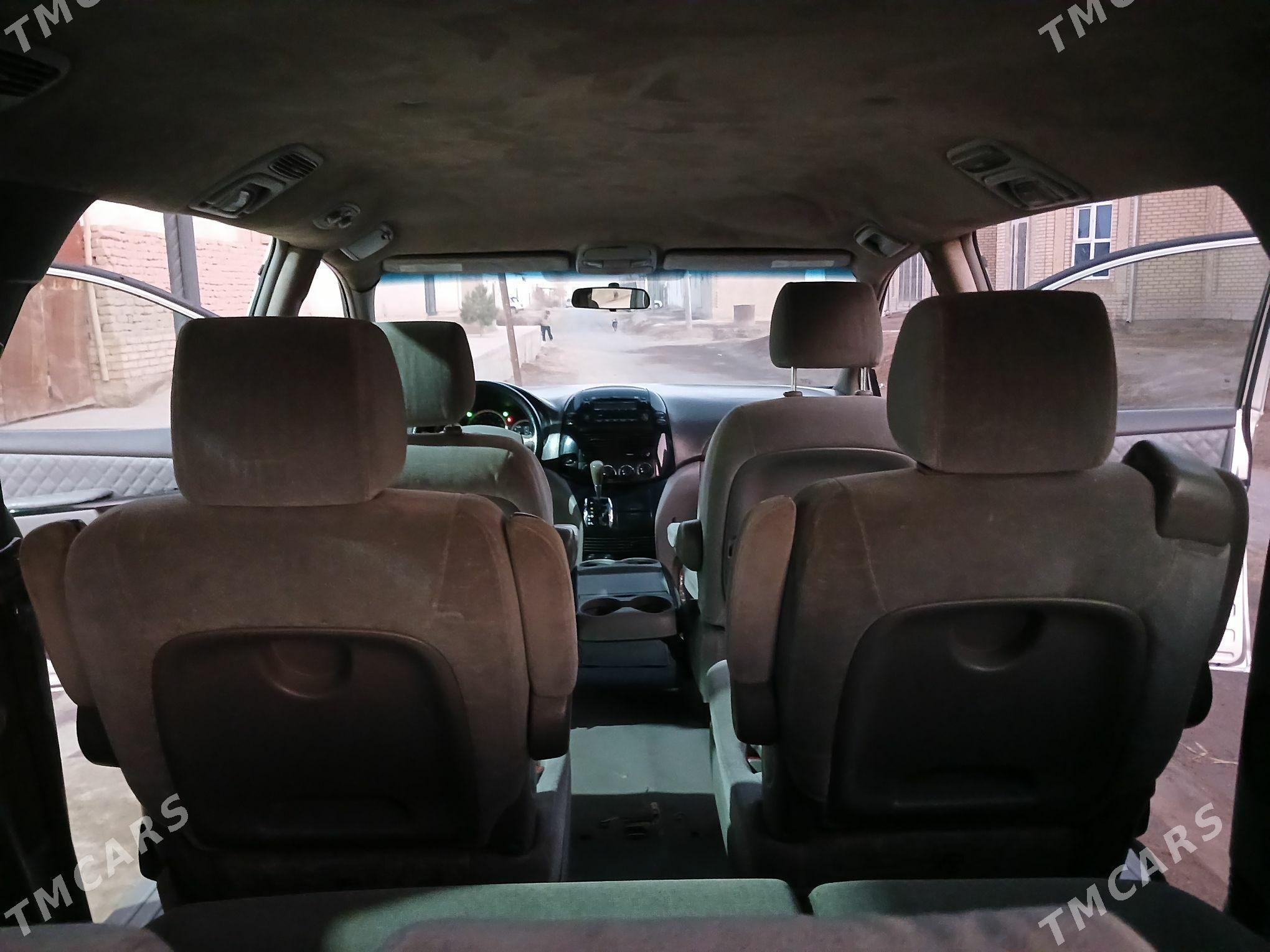 Toyota Sienna 2004 - 220 000 TMT - Дашогуз - img 8