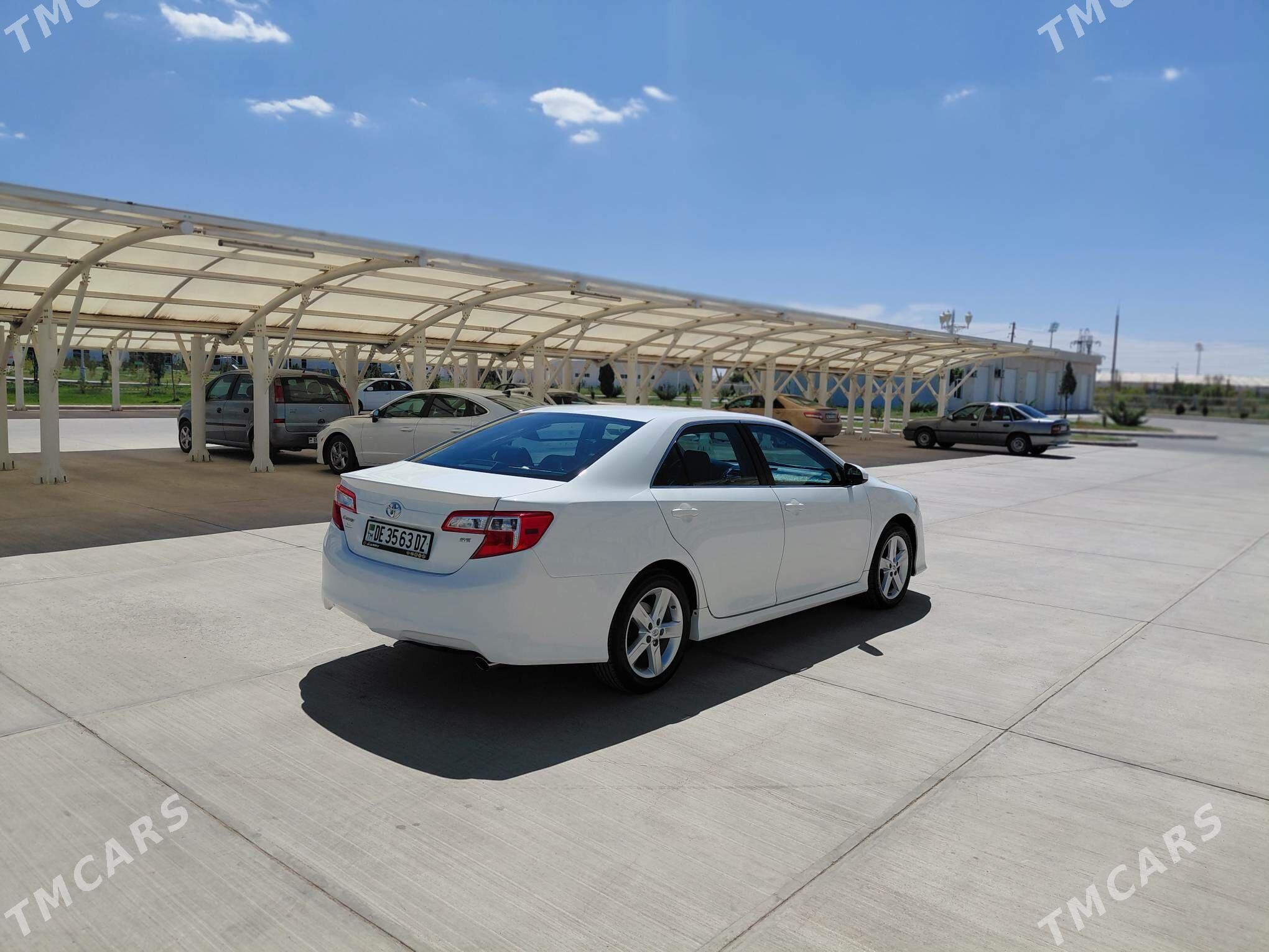 Toyota Camry 2013 - 250 000 TMT - Daşoguz - img 4