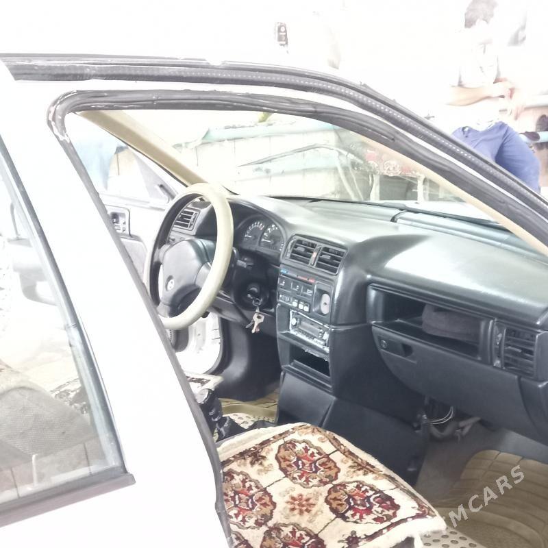 Opel Vectra 1990 - 30 000 TMT - Seýdi - img 2