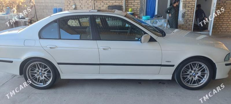 BMW 530 2000 - 120 000 TMT - Кака - img 5