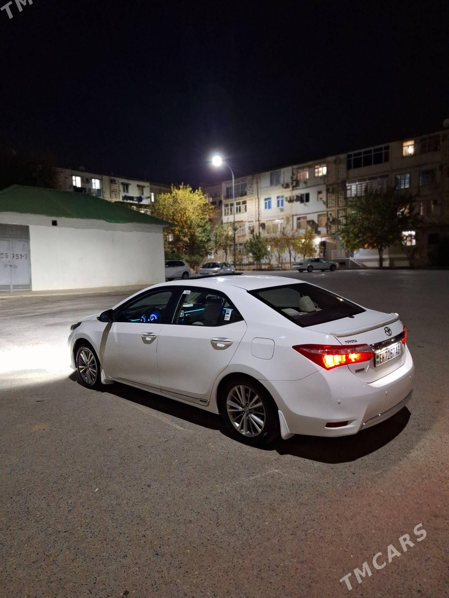 Toyota Corolla 2015 - 295 000 TMT - 11 мкр - img 5