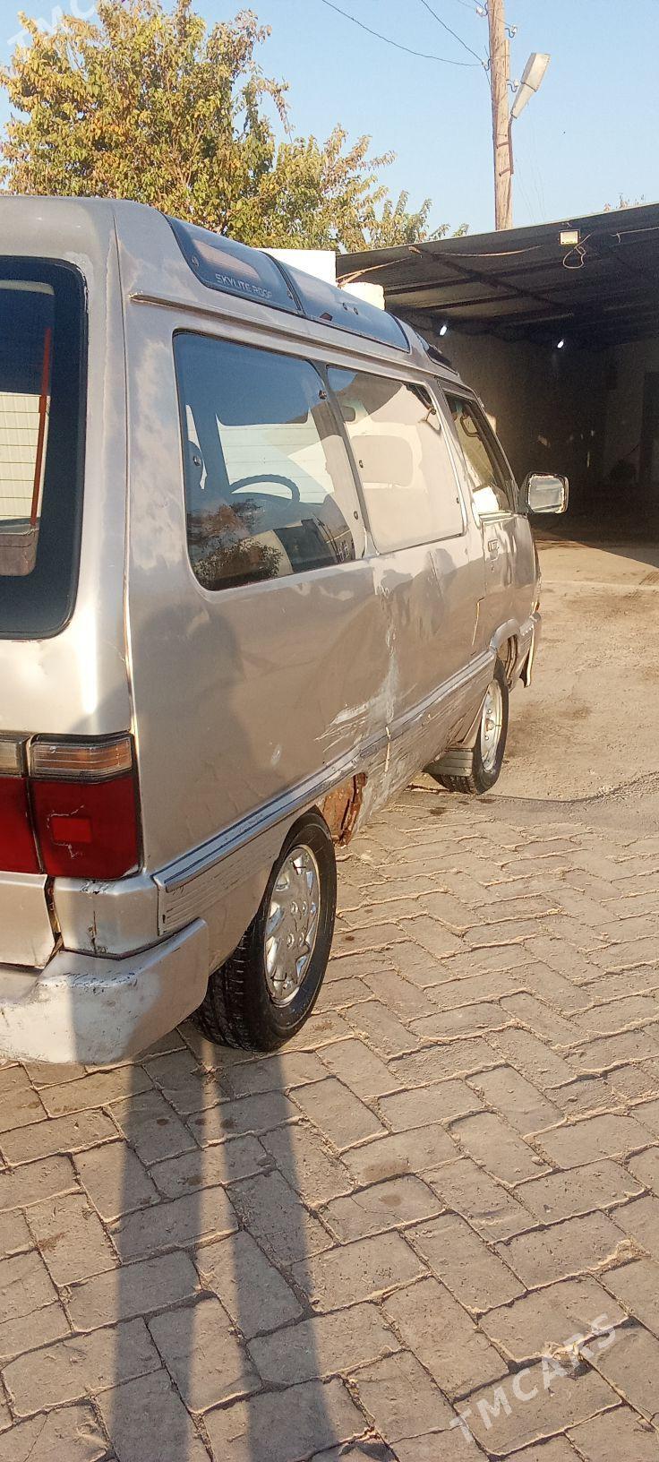 Toyota Town Ace 1992 - 25 000 TMT - Türkmengala - img 2