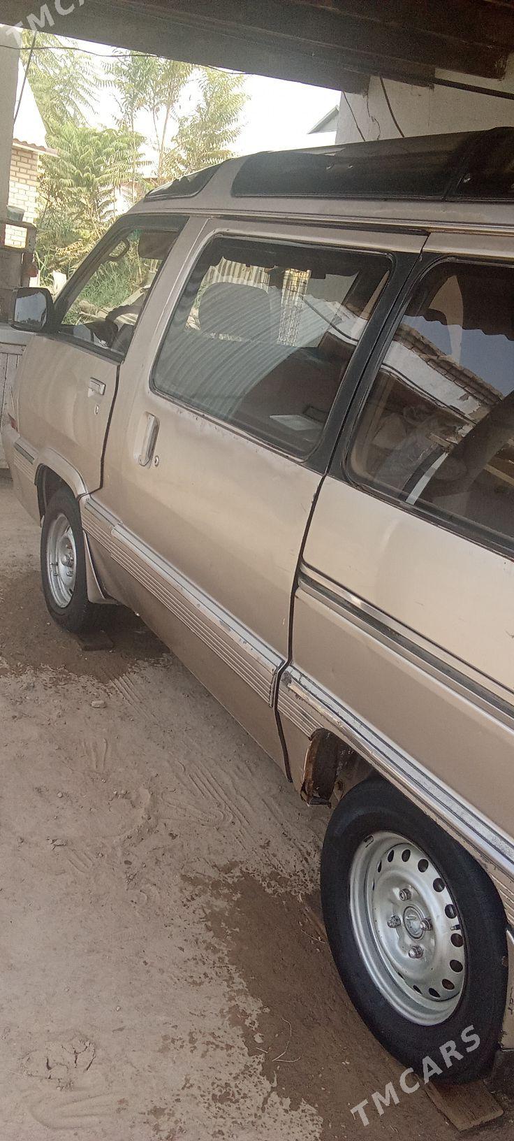 Toyota Town Ace 1992 - 25 000 TMT - Türkmengala - img 6