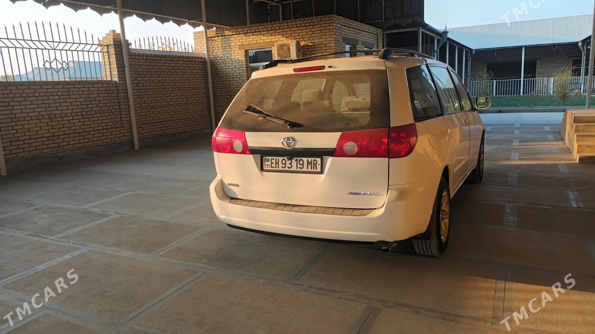 Toyota Sienna 2005 - 175 000 TMT - Векильбазар - img 6