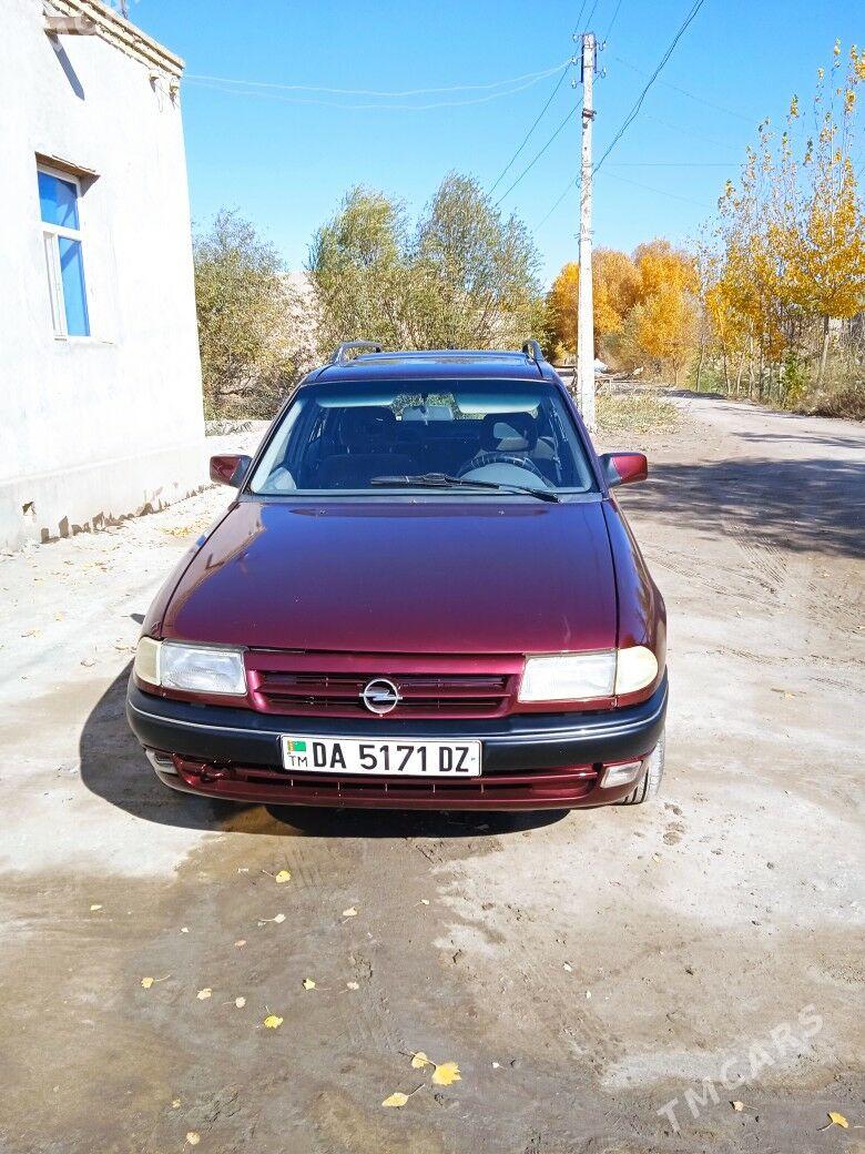 Opel Astra 1993 - 50 000 TMT - Губадаг - img 3