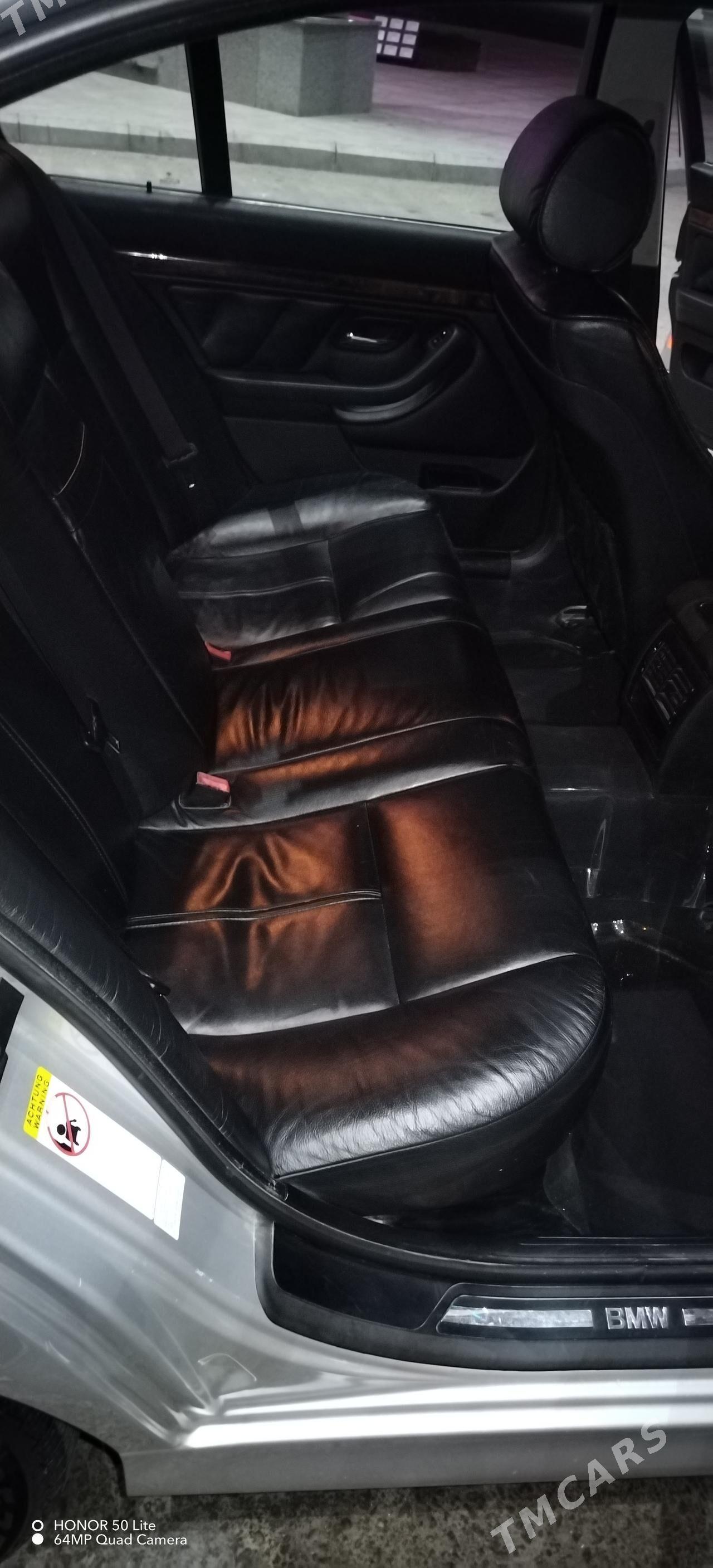 BMW E39 2001 - 160 000 TMT - Balkanabat - img 7