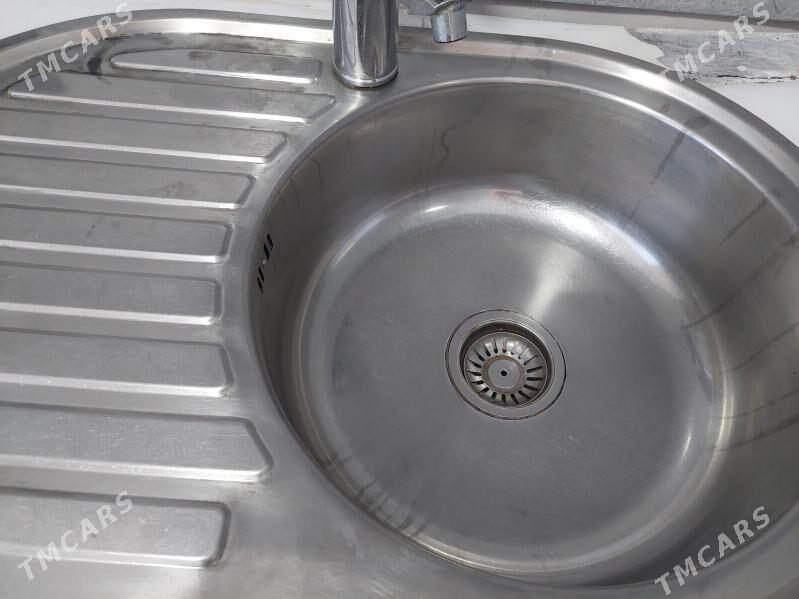 kuhonny rakovina - Бузмеин - img 3