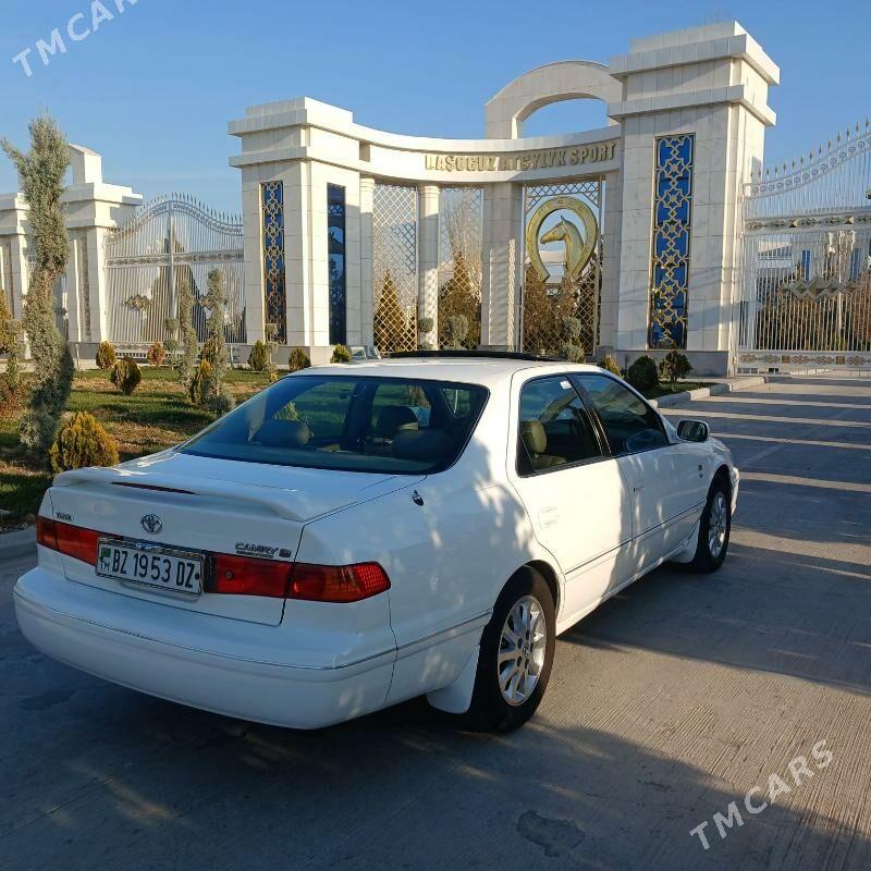 Toyota Camry 2000 - 240 000 TMT - Дашогуз - img 4