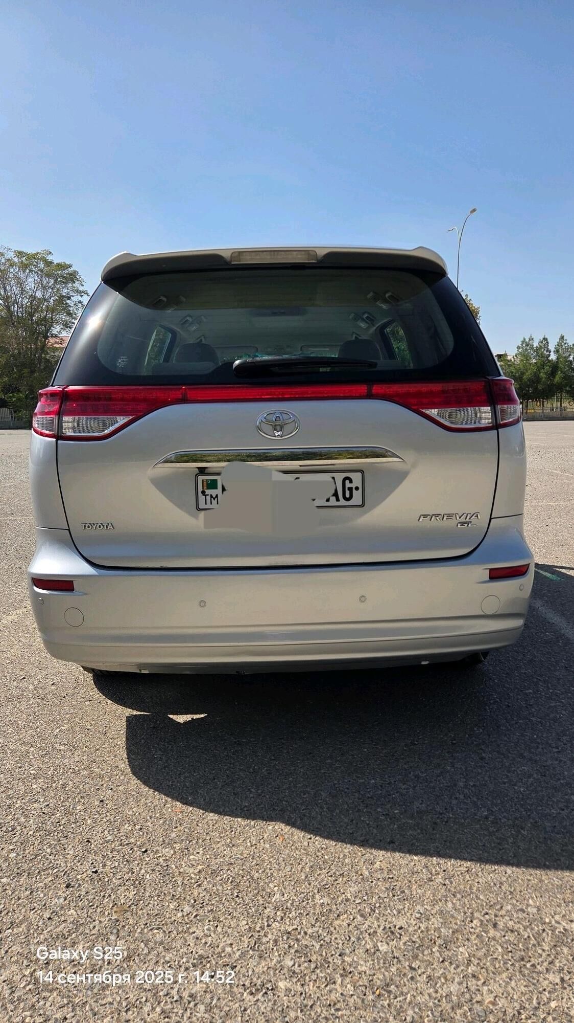 Toyota Previa 2011 - 300 000 TMT - 30 mkr - img 2